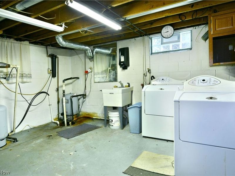 5160 Brunswick Drive, Vienna, OH 44473 Photo 36