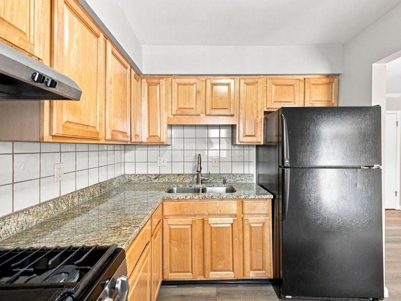 5538 Brackenridge Avenue, Unit L-10, Columbus, OH 43228 Photo 11