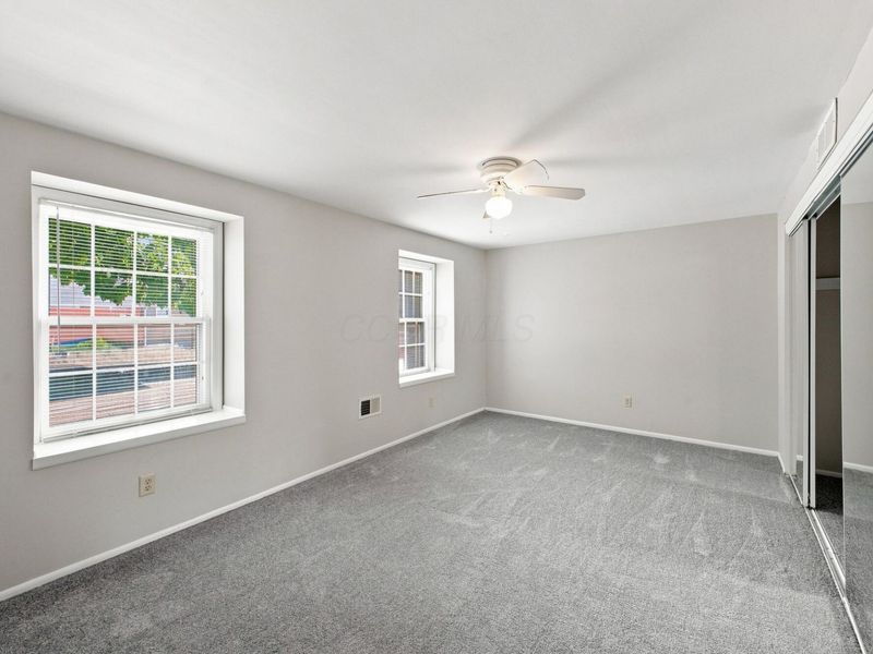 5538 Brackenridge Avenue, Unit L-10, Columbus, OH 43228 Photo 13
