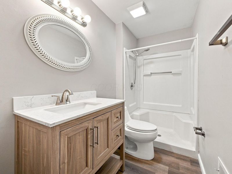 5538 Brackenridge Avenue, Unit L-10, Columbus, OH 43228 Photo 15