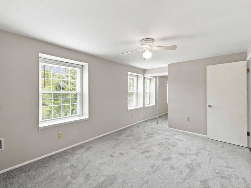 5538 Brackenridge Avenue, Unit L-10, Columbus, OH 43228 Photo 18