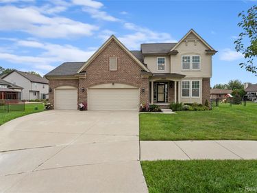 37469 Karen Ann Court , New Baltimore, Mi 48047