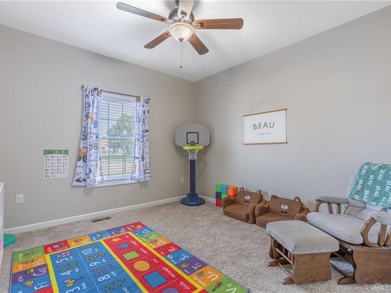 423 Hollywood Boulevard, Xenia, OH 45385 Photo 16