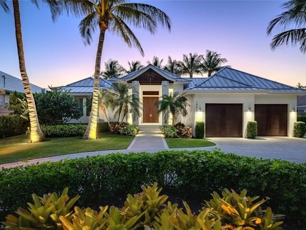 1880 SANDPIPER ST , NAPLES, FL 34102