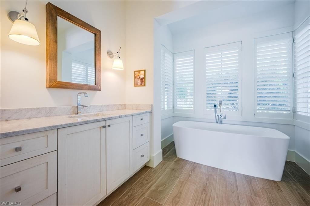 1880 Sandpiper St , Naples, FL 34102 Photo