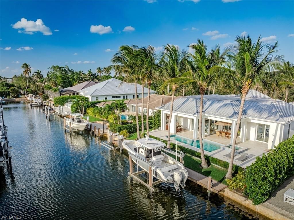 1880 Sandpiper St , Naples, FL 34102 Photo