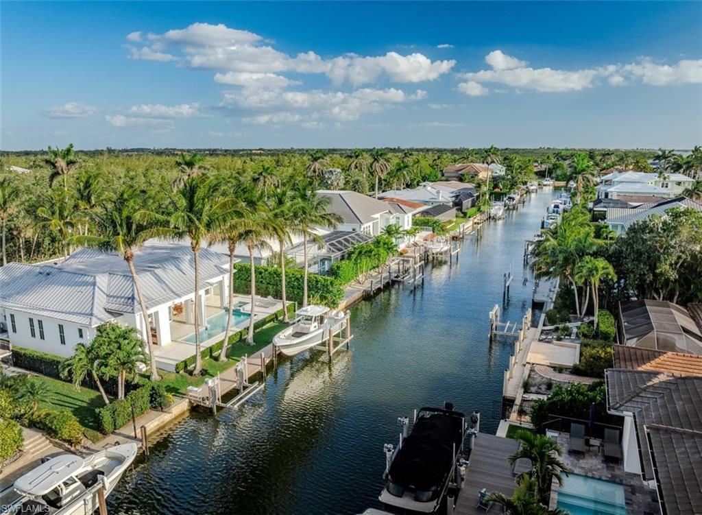 1880 Sandpiper St , Naples, FL 34102 Photo