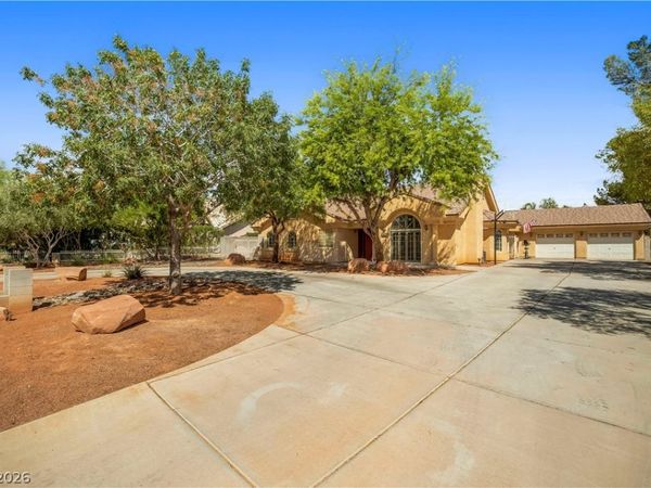5240 Mustang Street , Las Vegas, NV 89130