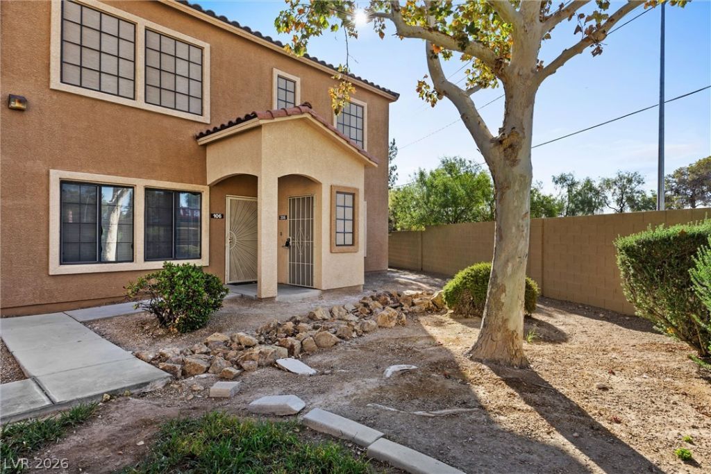 2001 Sue Court, Unit 206, Las Vegas, NV 89108 Main Photo
