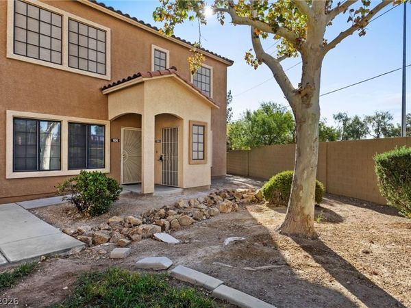 2001 Sue Court, Unit 206, Las Vegas, NV 89108