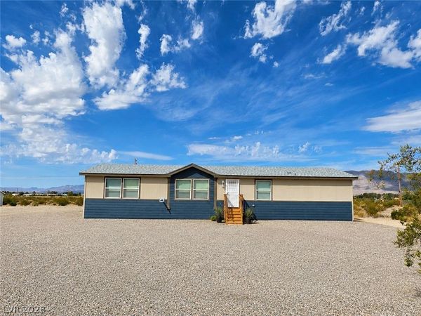 5620 Genoa Avenue , Pahrump, NV 89060