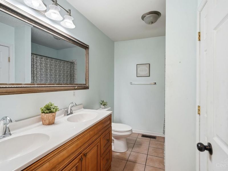 587 S Main Street, Monroe, OH 45050 Photo 16