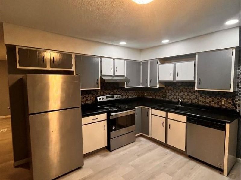 1407 Minstrel Drive, West Carrollton, OH 45449 Photo 4
