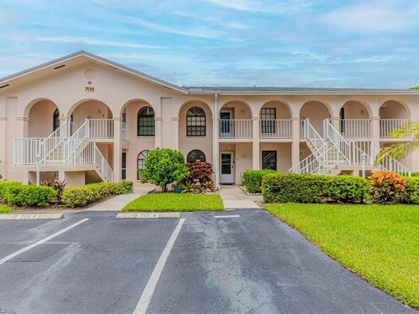 705 Augusta BLVD , Unit 4, NAPLES, FL 34113