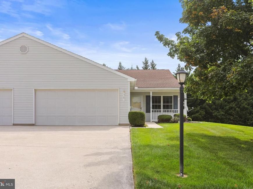 1365 Village Drive, Unit 23, Spring Grove, PA 17362 Main Photo