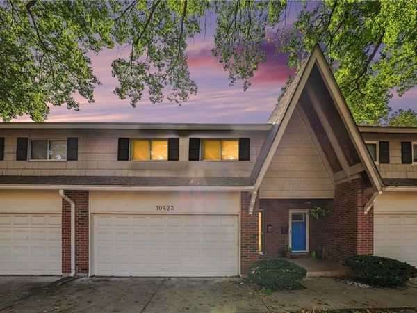 10423 ASH Street, Overland Park, KS 66207