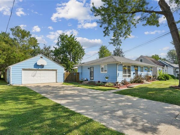 1290 34th, Cedar Rapids, IA 52402