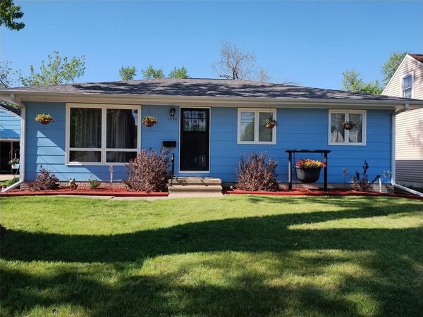1290 34th , Cedar Rapids, IA 52402