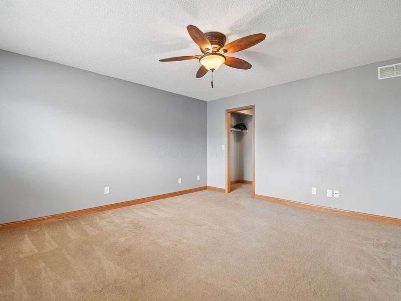 5350 Pond View Drive , Westerville, OH 43081 Photo 14