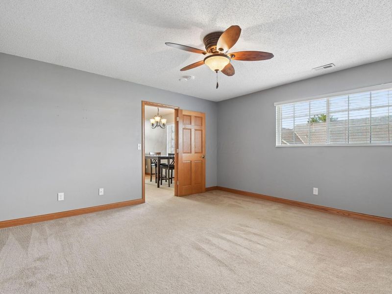 5350 Pond View Drive , Westerville, OH 43081 Photo 15