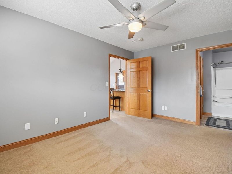 5350 Pond View Drive , Westerville, OH 43081 Photo 19