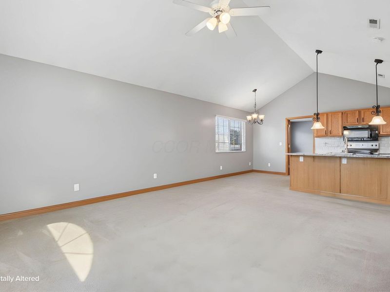 5350 Pond View Drive , Westerville, OH 43081 Photo 6