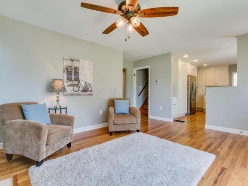 2194 Ridgecliff Road , Columbus, OH 43221 Photo 8