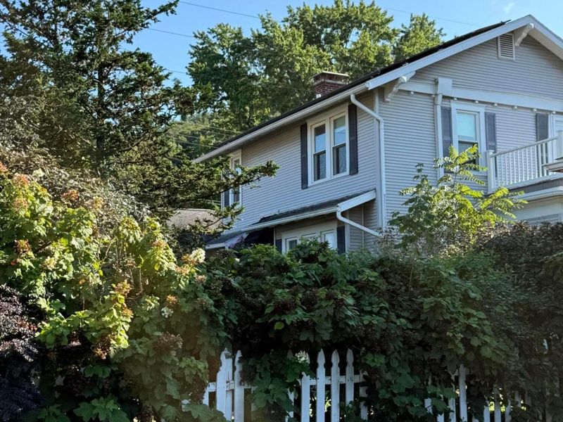 816 N High Street, Lancaster, OH 43130 Photo 2