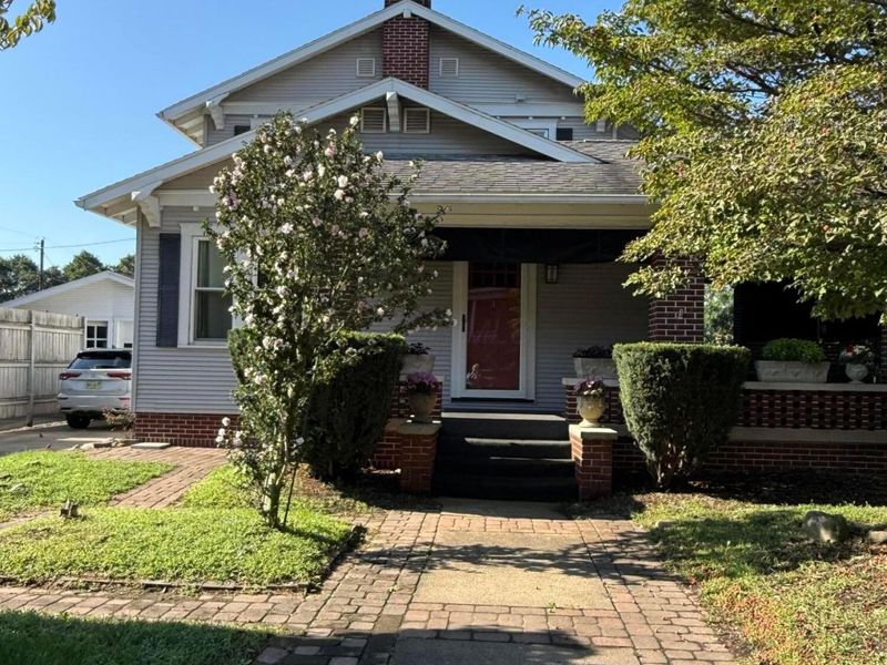 816 N High Street, Lancaster, OH 43130 Photo 4