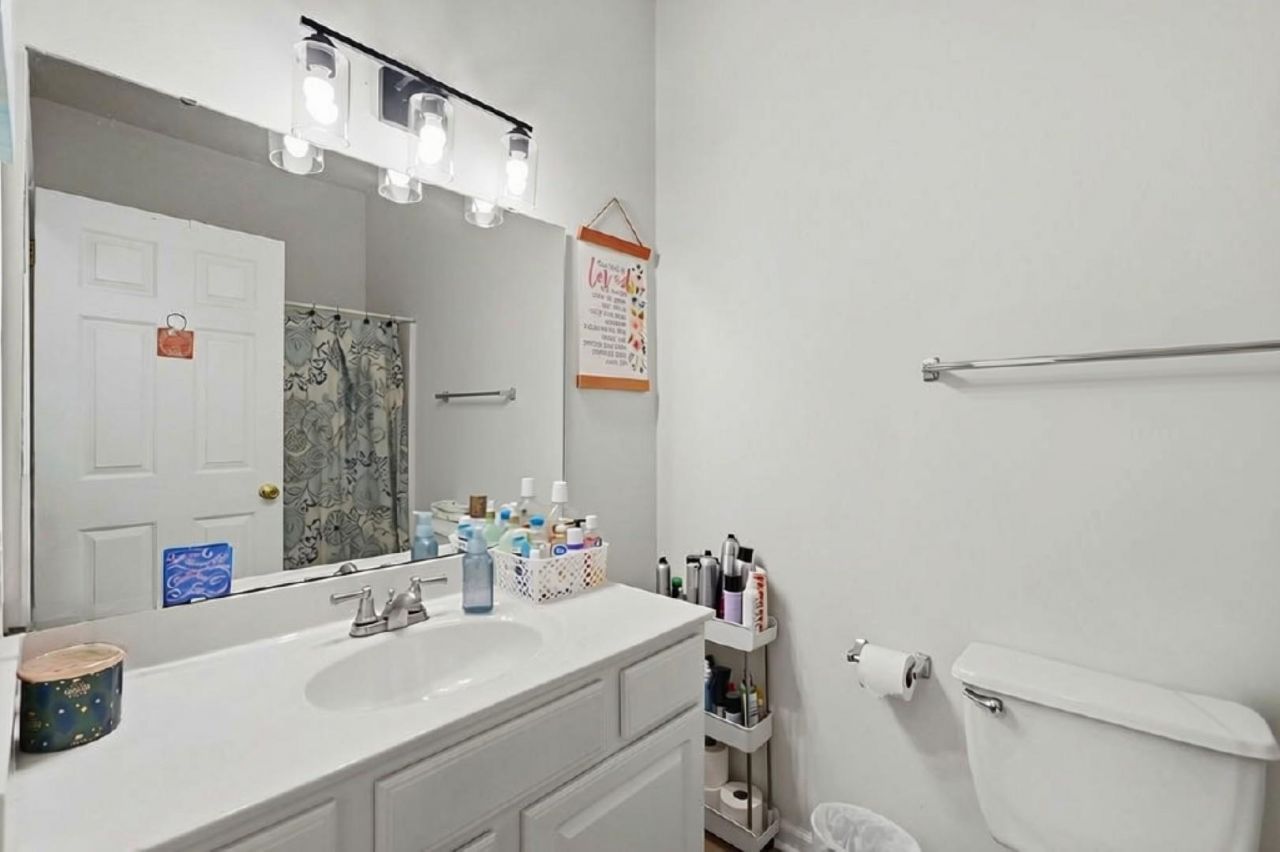 2070 Cross Gate Blvd  Photo 26
