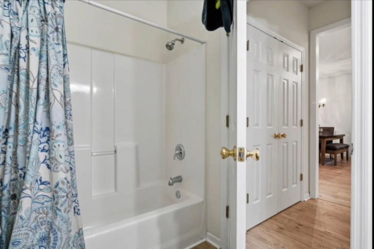 2070 Cross Gate Blvd  Photo 27