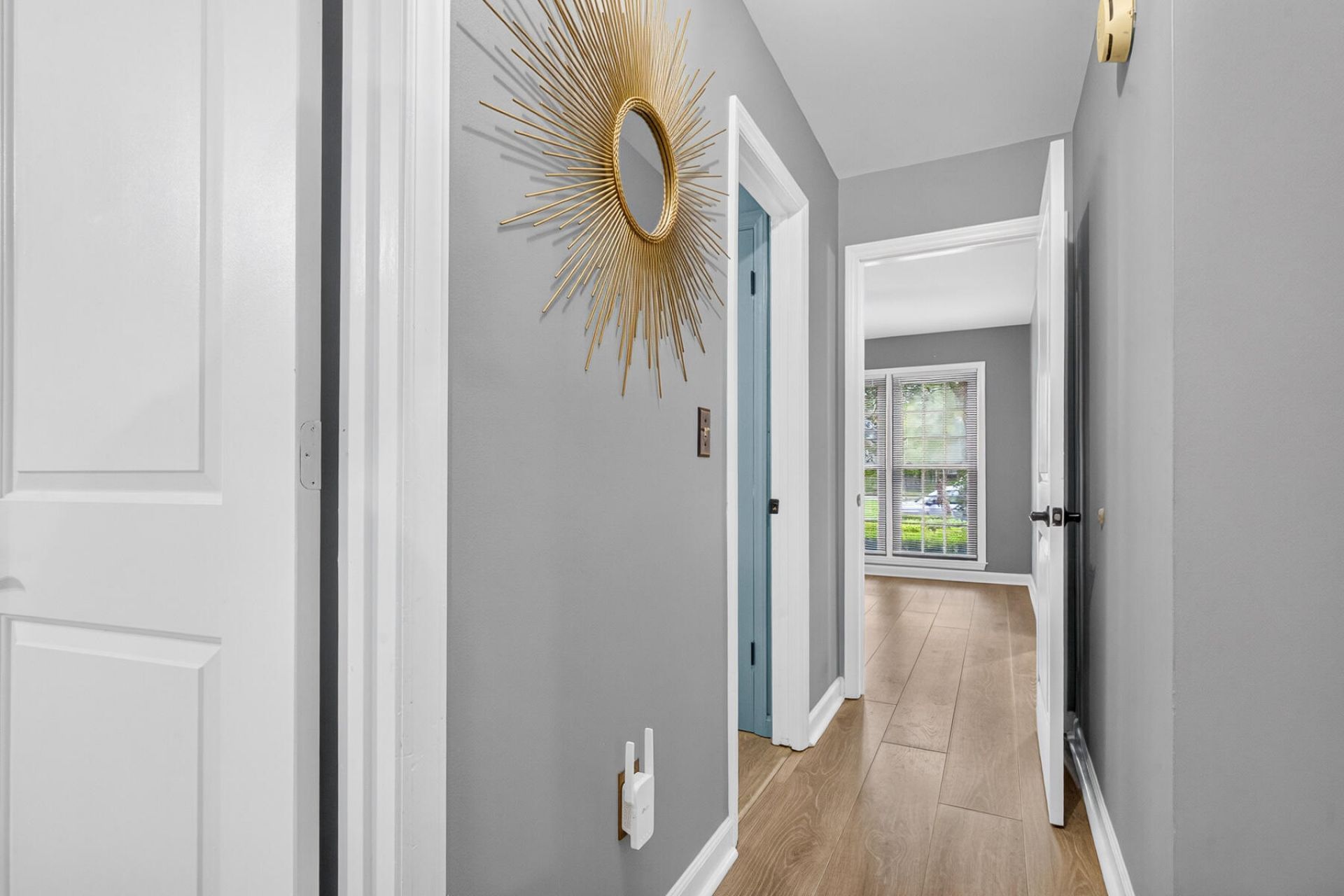 216 Chessington Circle Photo 28