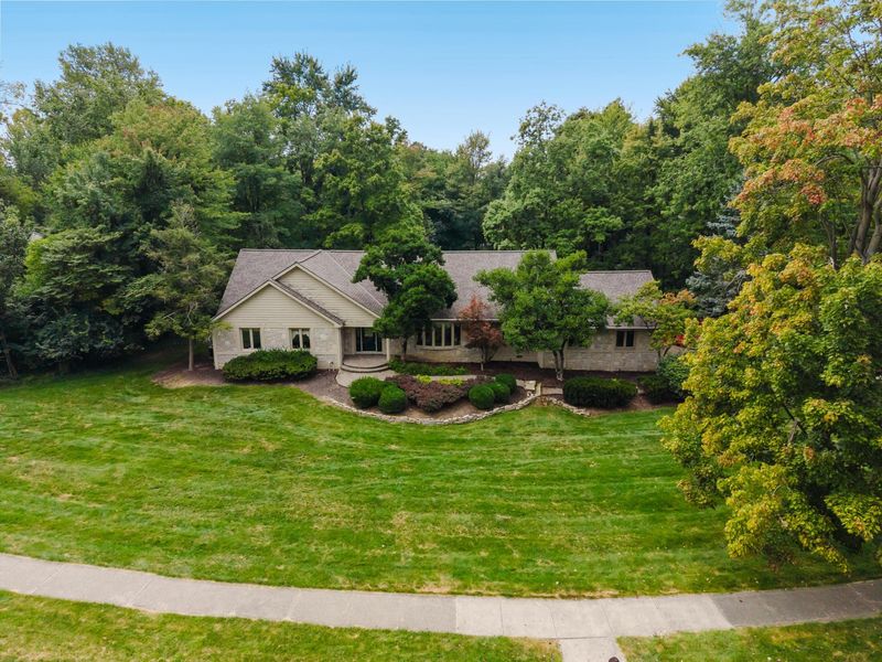 55 Olentangy Ridge Place , Powell, OH 43065 Photo 3
