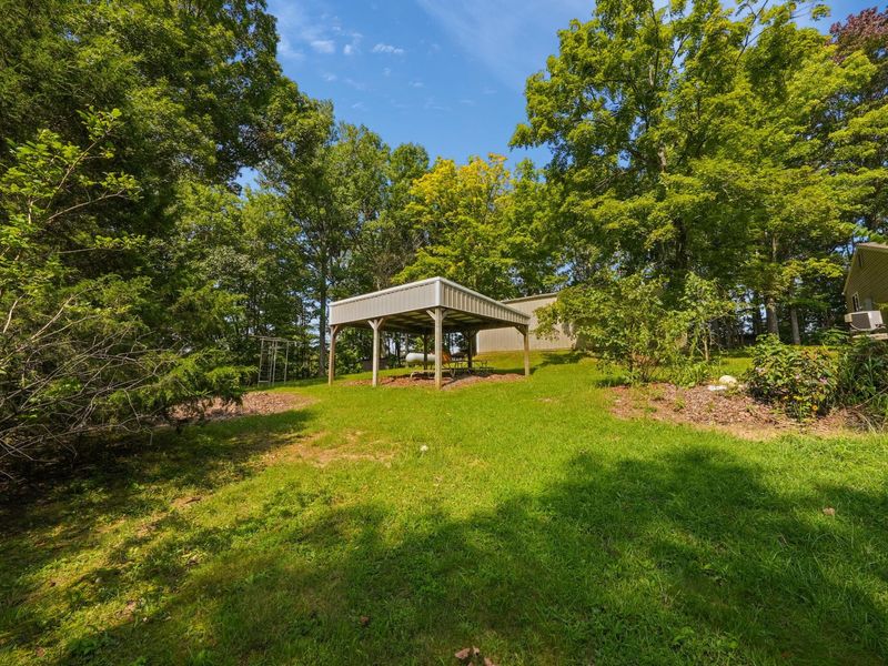 24661 Pole Ridge Road, South Bloomingville, OH 43152 Photo 31