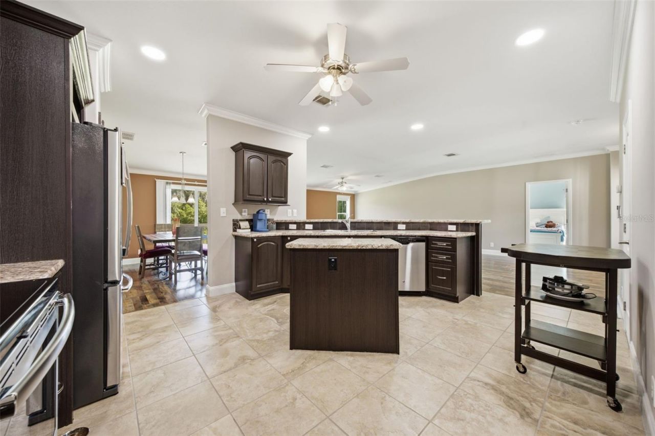 204 E Keysville Road, Plant City, FL 33567 Photo