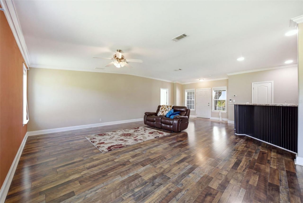 204 E Keysville Road, Plant City, FL 33567 Photo