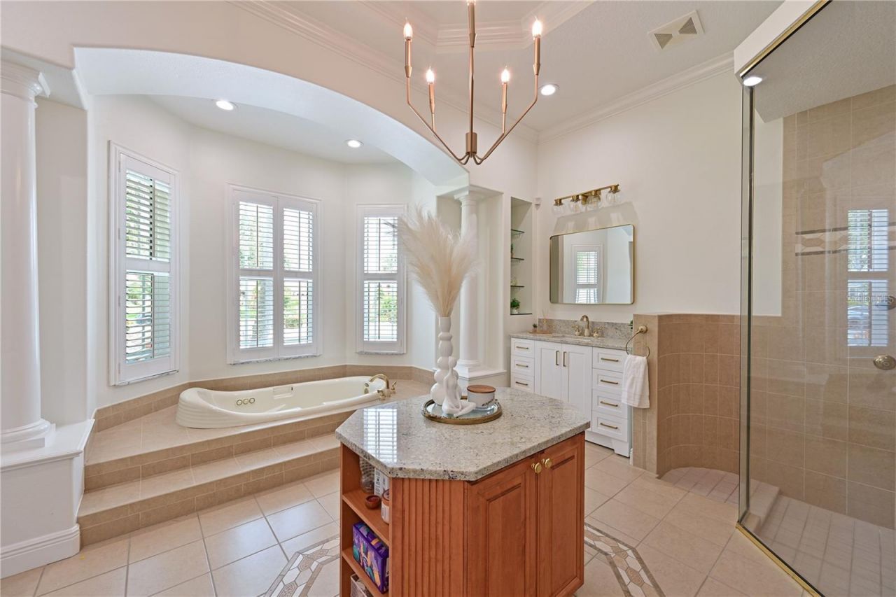 11515 Savannah Lakes Drive, Parrish, FL 34219 Photo