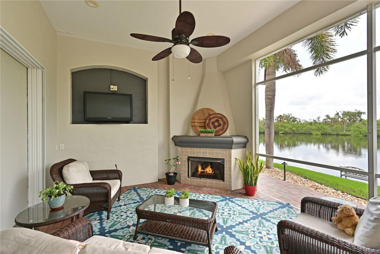 11515 Savannah Lakes Drive, Parrish, FL 34219 Photo