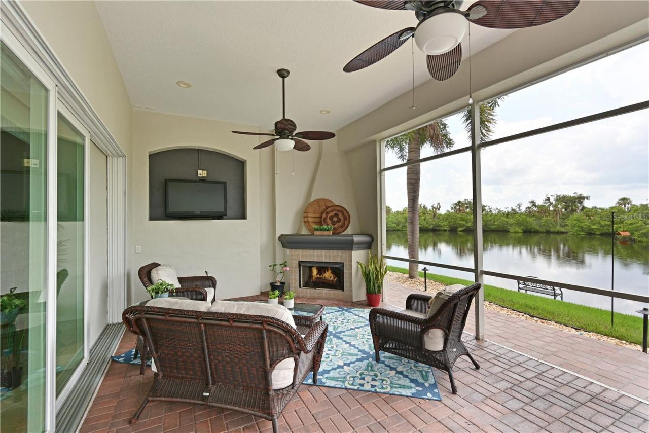 11515 Savannah Lakes Drive, Parrish, FL 34219 Photo
