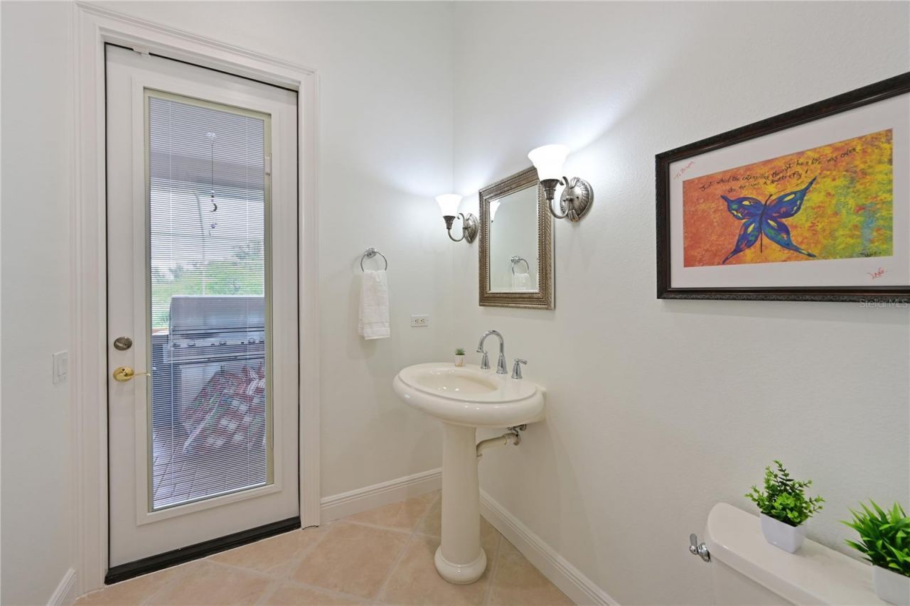 11515 Savannah Lakes Drive, Parrish, FL 34219 Photo