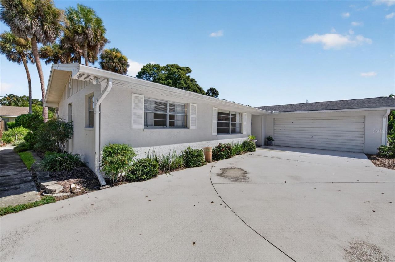 802 Sandwedge Drive , New Smyrna Beach, FL 32168 Photo