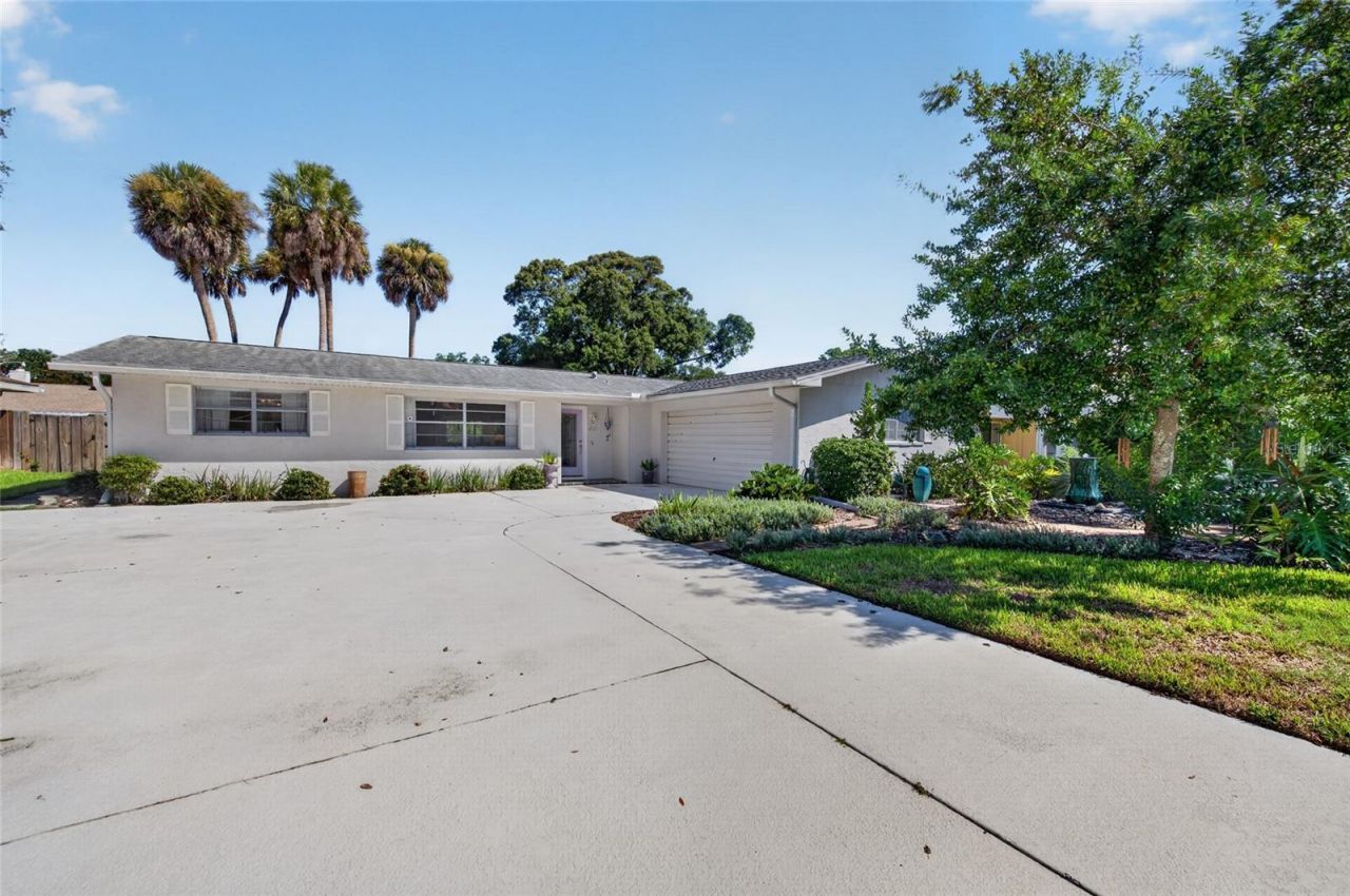 802 Sandwedge Drive , New Smyrna Beach, FL 32168 Photo