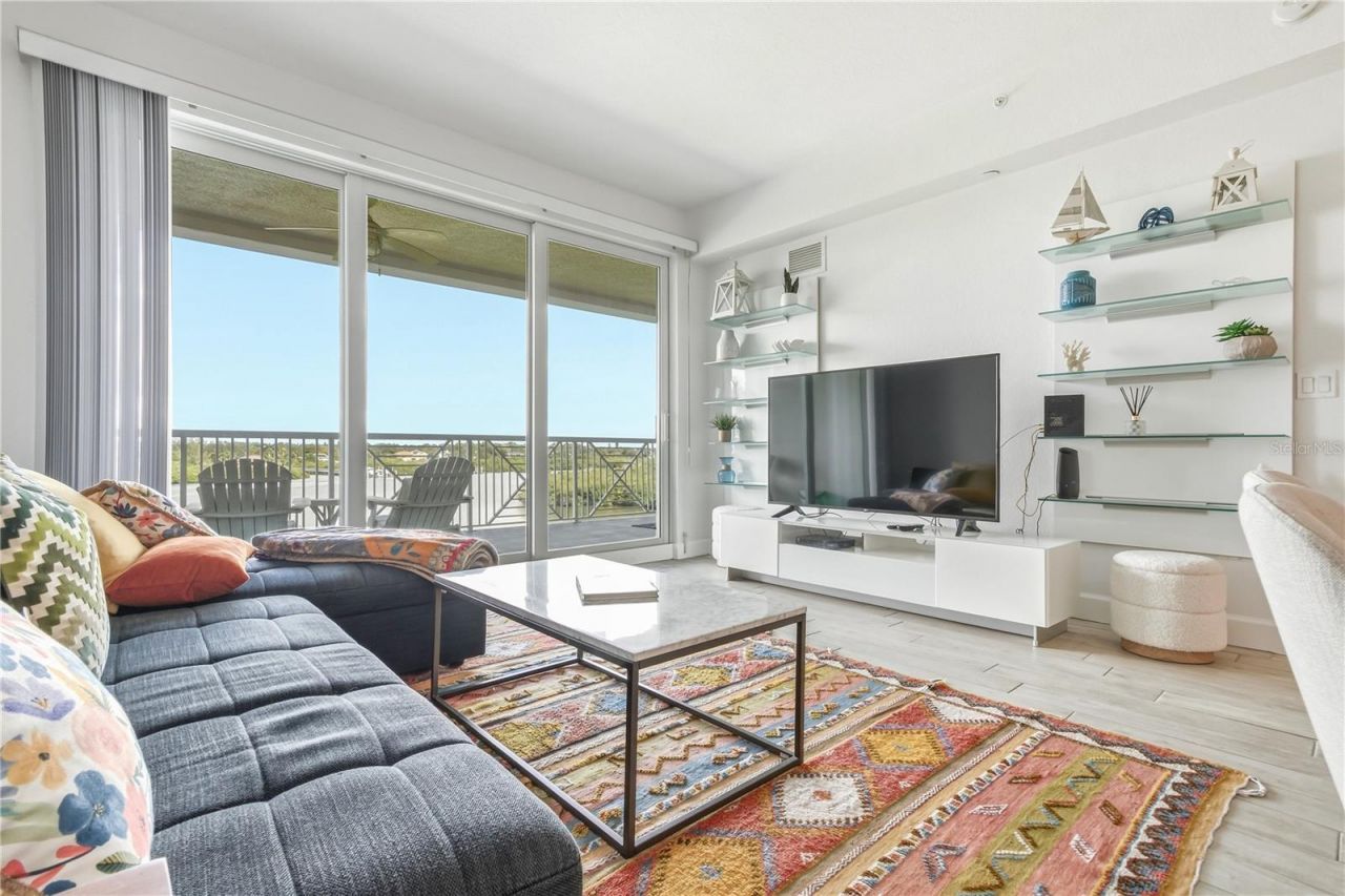 19519 Gulf Boulevard, Unit 403, Indian Shores, FL 33785 Photo