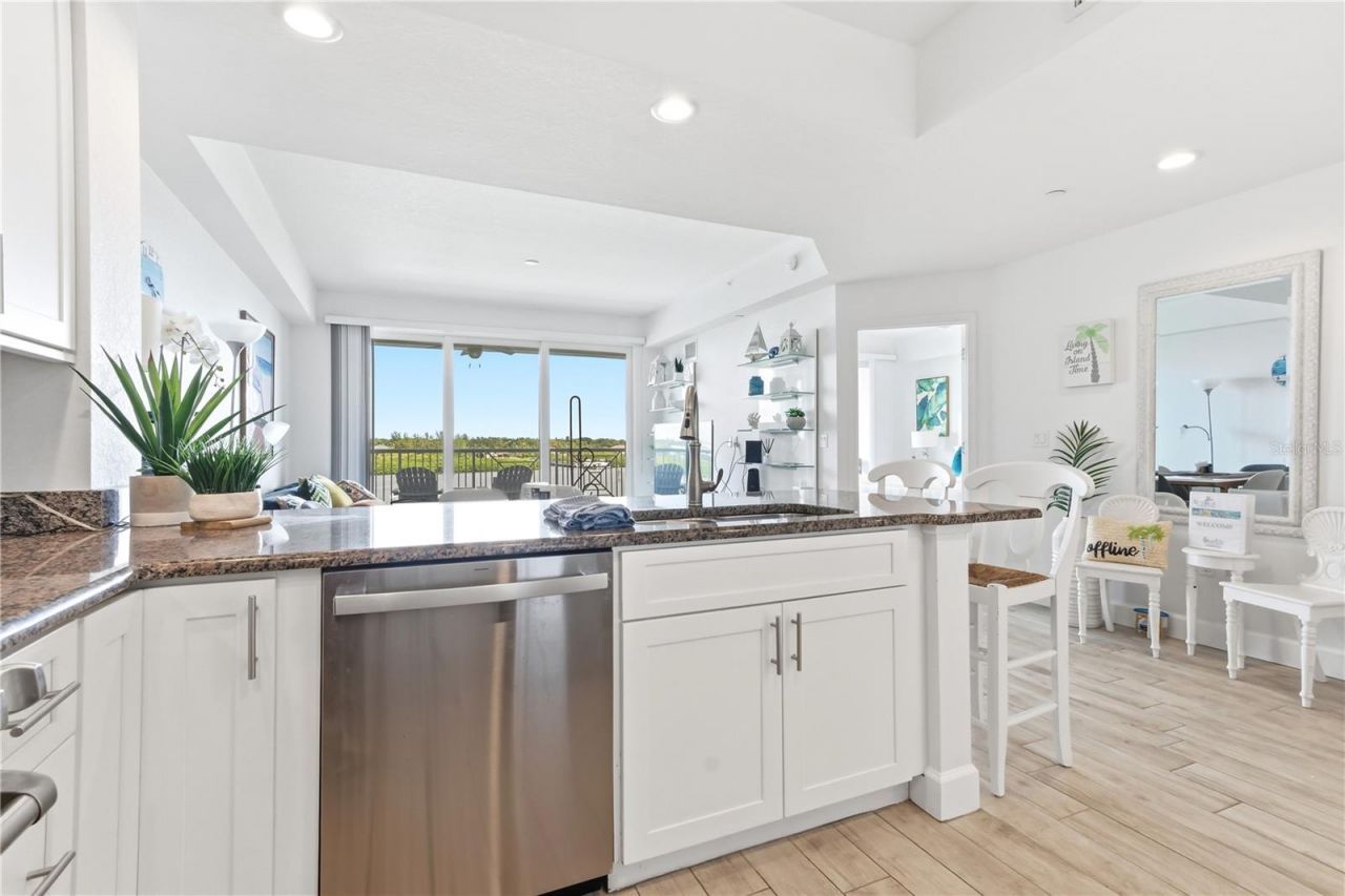19519 Gulf Boulevard, Unit 403, Indian Shores, FL 33785 Photo