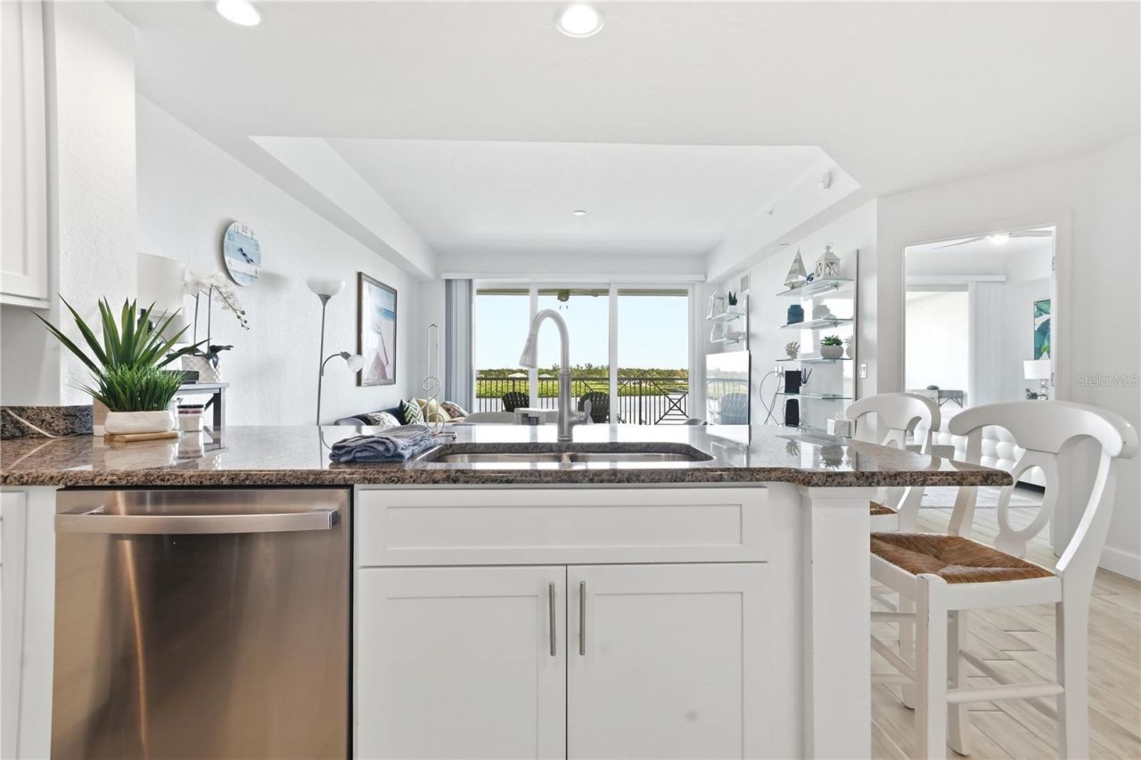 19519 Gulf Boulevard, Unit 403, Indian Shores, FL 33785 Photo