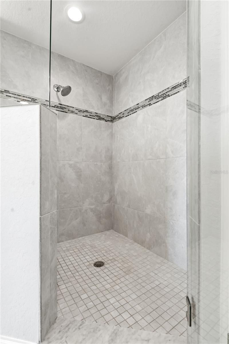 19519 Gulf Boulevard, Unit 403, Indian Shores, FL 33785 Photo