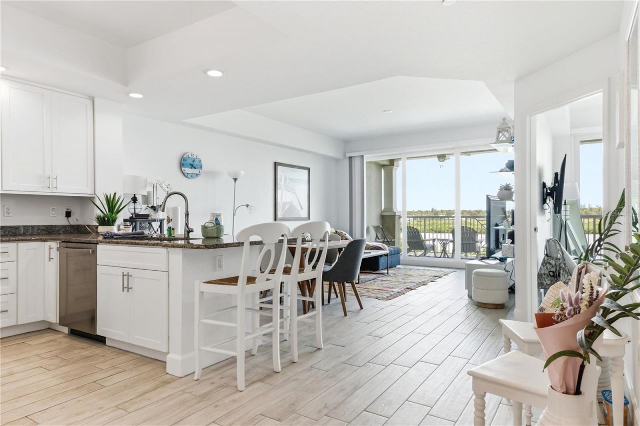 19519 Gulf Boulevard, Unit 403, Indian Shores, FL 33785 Photo