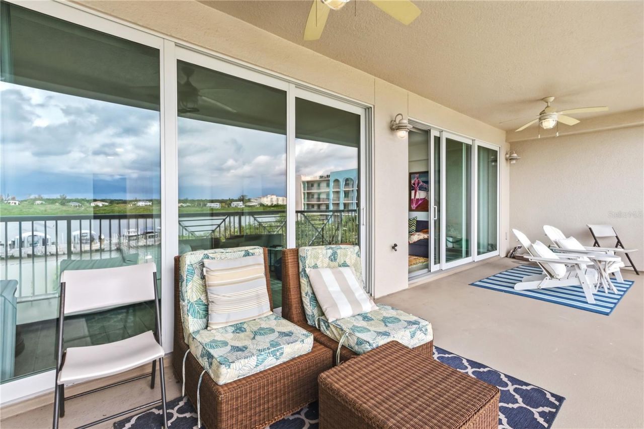 19519 Gulf Boulevard, Unit 403, Indian Shores, FL 33785 Photo