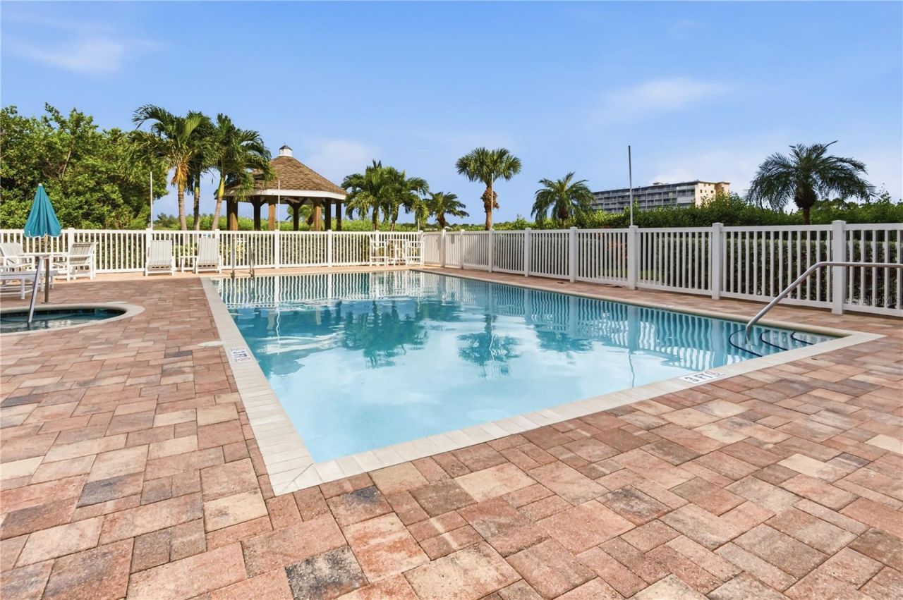 19519 Gulf Boulevard, Unit 403, Indian Shores, FL 33785 Photo