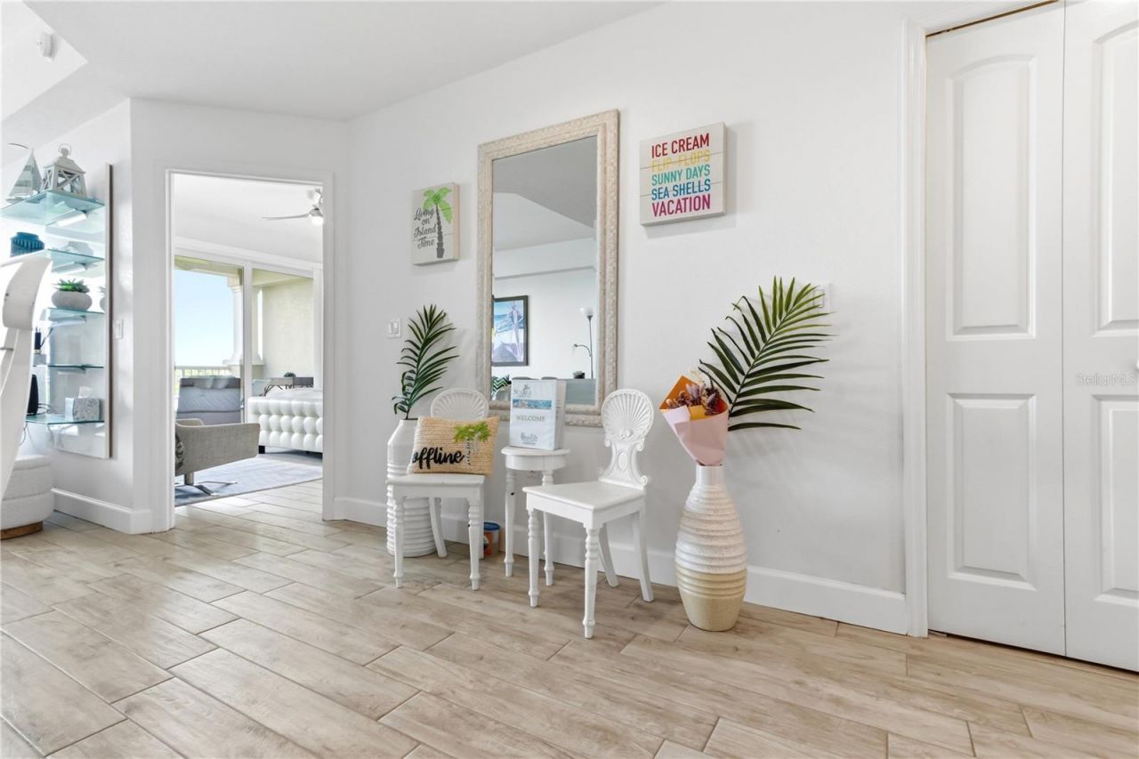 19519 Gulf Boulevard, Unit 403, Indian Shores, FL 33785 Photo